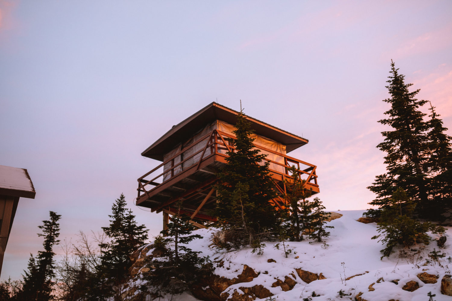 Hike To The Quartz Mountain Fire Lookout In Mount Spokane State Park